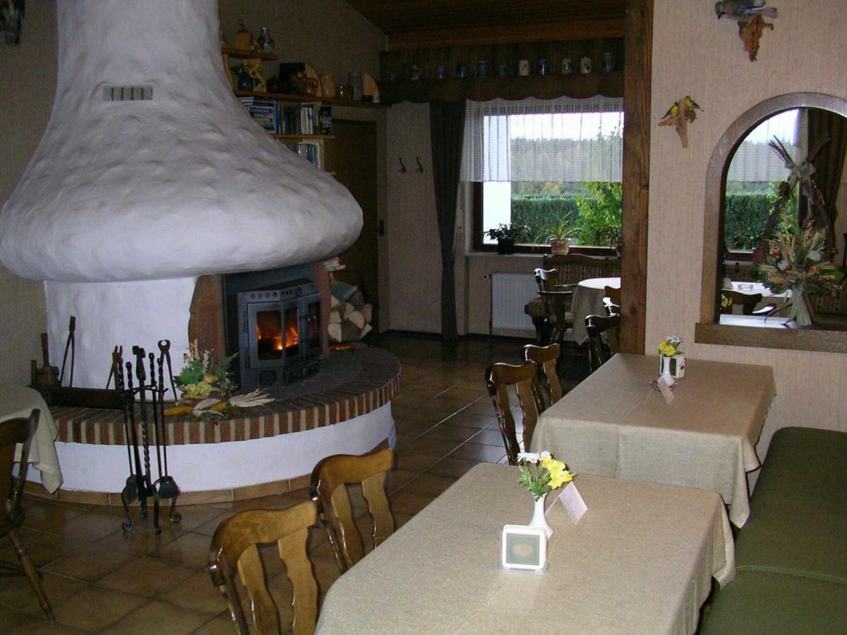 Cafe Best Gaestezimmer Bullau Εξωτερικό φωτογραφία